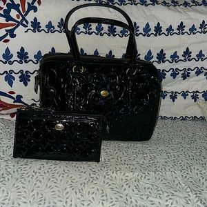Women’s Black Coach Purse and Wallet Set